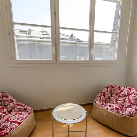 Centrally Located 50m From The 아파트 Les Sables-dʼOlonne