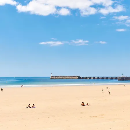 Centrally Located 50m From The 아파트 Les Sables-dʼOlonne